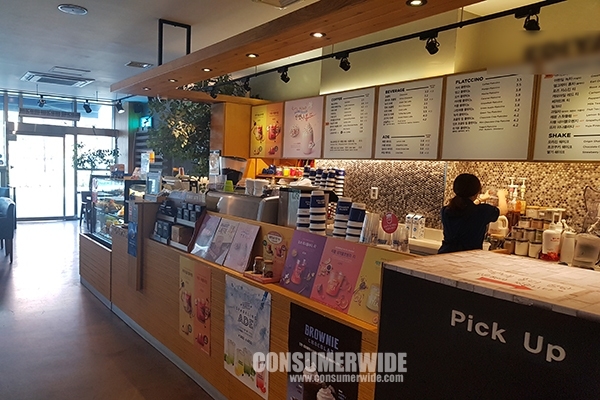 이달 20일부터 커피전문점·패스트푸드점 등에 대한 1회용컵 사용현장에 대한 집중 점검이 시작된다. (사진: 컨슈머와이드 DB)