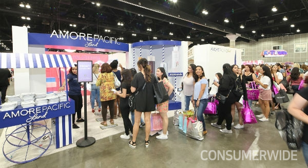 아모레퍼시픽이 미국 최대 뷰티 페스티벌 ‘뷰티콘(Beautycon) LA’에 참가해 K-뷰티의 입지를 다졌다