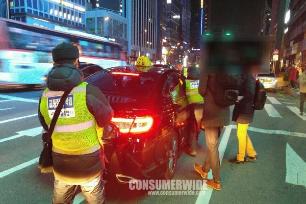 서울시가 승차거부 택시 퇴출에 나선다. (사진: 컨슈머와이드 DB)