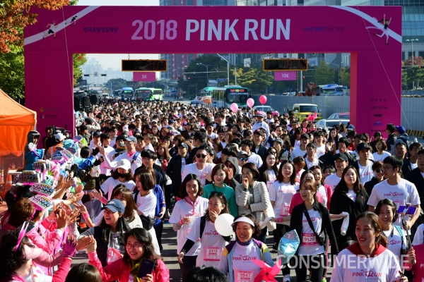 아모레퍼시픽과 한국유방건강재단이 2019 핑크런 부산대회 참가자 5천 명을 28일부터 선착순으로 모집한다.