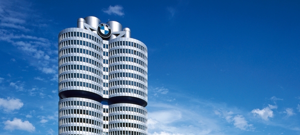 BMW 코리아가 5시리즈와 7시리즈 일부 모델 등 주력차종 출고를 정지하고 판매를 잠정 중단했다. (사진: 컨슈머와이드 DB)