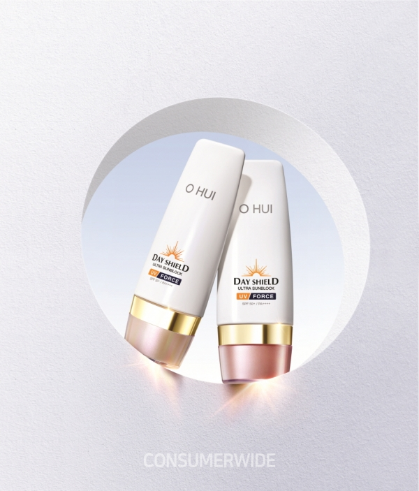 LG생활건강의 브랜드 오휘가 자외선과 외부 환경으로부터 피부를 보호하는 ‘오휘 데이쉴드 울트라 선블럭 UV 포스’를 출시한다.