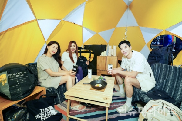 노스페이스가 근거리 여행이 유행하는 트렌드에 맞춰 ‘2021 서머 트래블 컬렉션’을 출시한다.