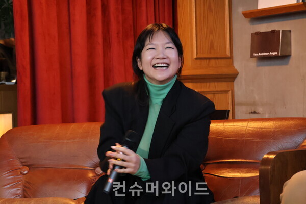 Choi Jaehwa, the CEO of Bunjang, smiled during the ceremony.ⓒ Consumerwide Huesoung Jun
