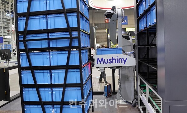 무샤이니(MUSHINY)의 대용량 물류 로봇 시스템 ⓒ컨슈머와이드 전휴성 기자