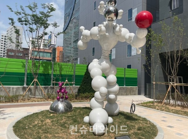 공공미술- 아트컨설팅 (아파트내 공공조형물) ⓒ  ‘제이포 더 디자인’ 제공