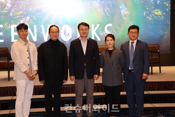 한국쓰리엠 그린웍스 세미나에서 기념 촬영을 하고 있다. ⓒ컨슈머와이드 전휴성 기자