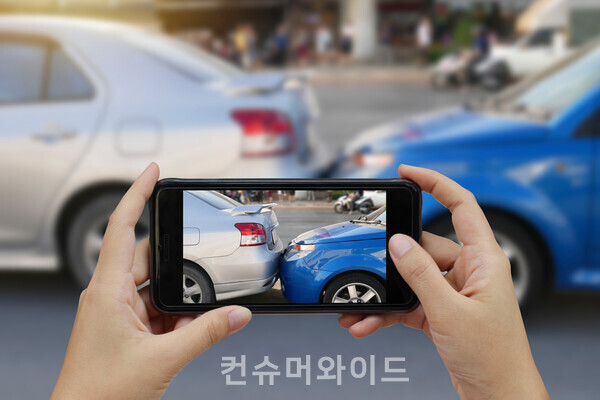 ⓒ어도비 스톡 유료 이미지/컨슈머와이드