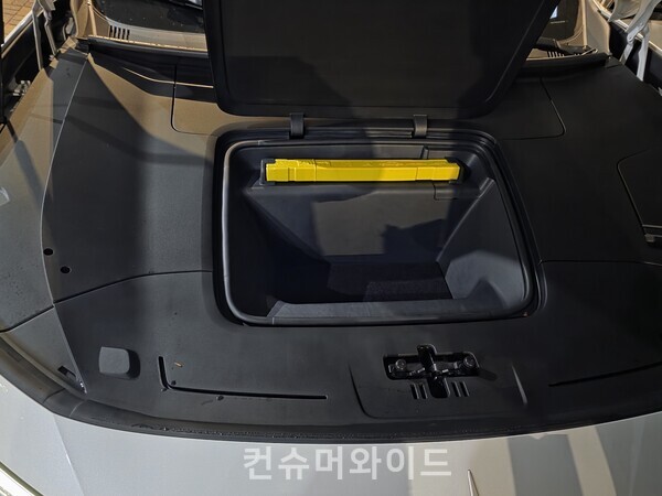 폴스타4  전면 트렁크ⓒ컨슈머와이드 전휴성 기자