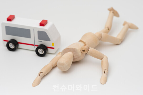 ⓒ어도비 스톡 유료 이미지/컨슈머와이드 