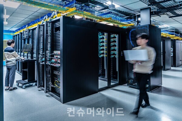 SKT가 3일 한국어 특화 LLM 오픈 소스를 공개했다. ⓒSKT