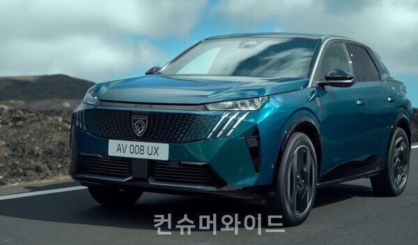 ⓒ스텔란티스코리아 가제공한푸조 3008 하이브리드 주행 영상 캡처