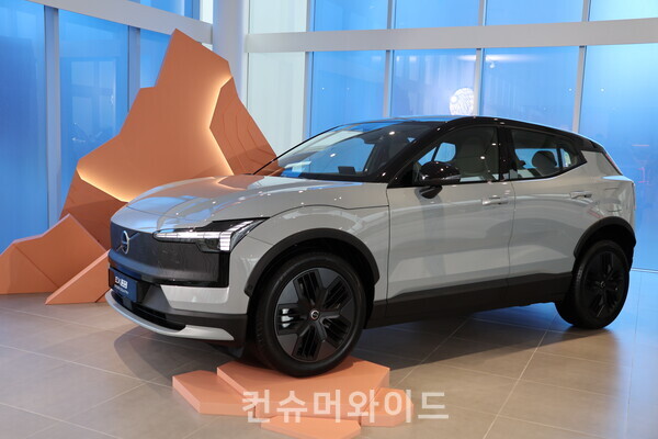 볼보 EX30 CC ⓒ컨슈머와이드 전휴성 기자