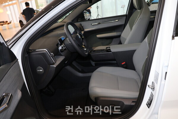 볼보 EX30 CC ⓒ컨슈머와이드 전휴성 기자