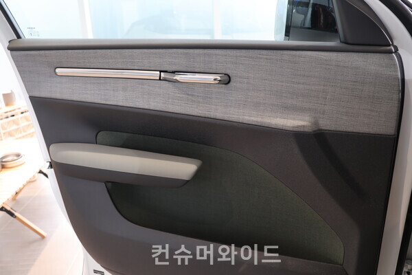 볼보 EX30 CC ⓒ컨슈머와이드 전휴성 기자