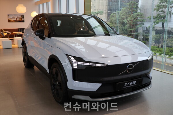 볼보 EX30 CC ⓒ컨슈머와이드 전휴성 기자