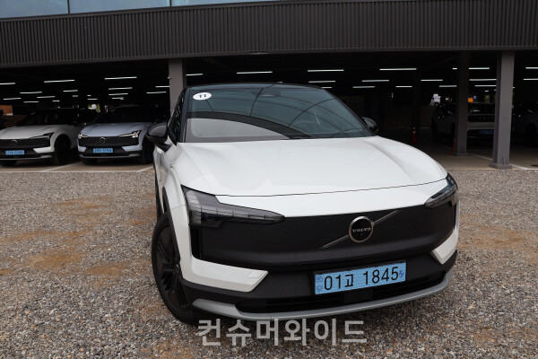 볼보 EX30 CC  ⓒ컨슈머와이드 전휴성 기자