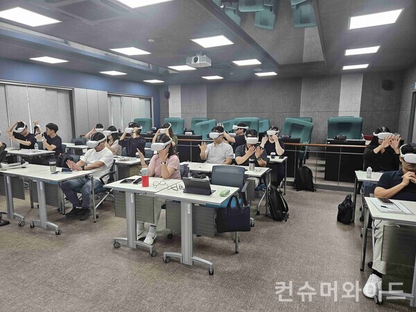 네슬레코리아는 임직원의 건강하고 안전한 직장 생활을 지원하는 안전 보건 및 웰빙 프로그램을 운영했다고 29일 밝혔다. 사진/네슬레